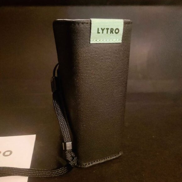 Lytro Light Field Camera, a Unique Digital Camera - Picture 10 of 10